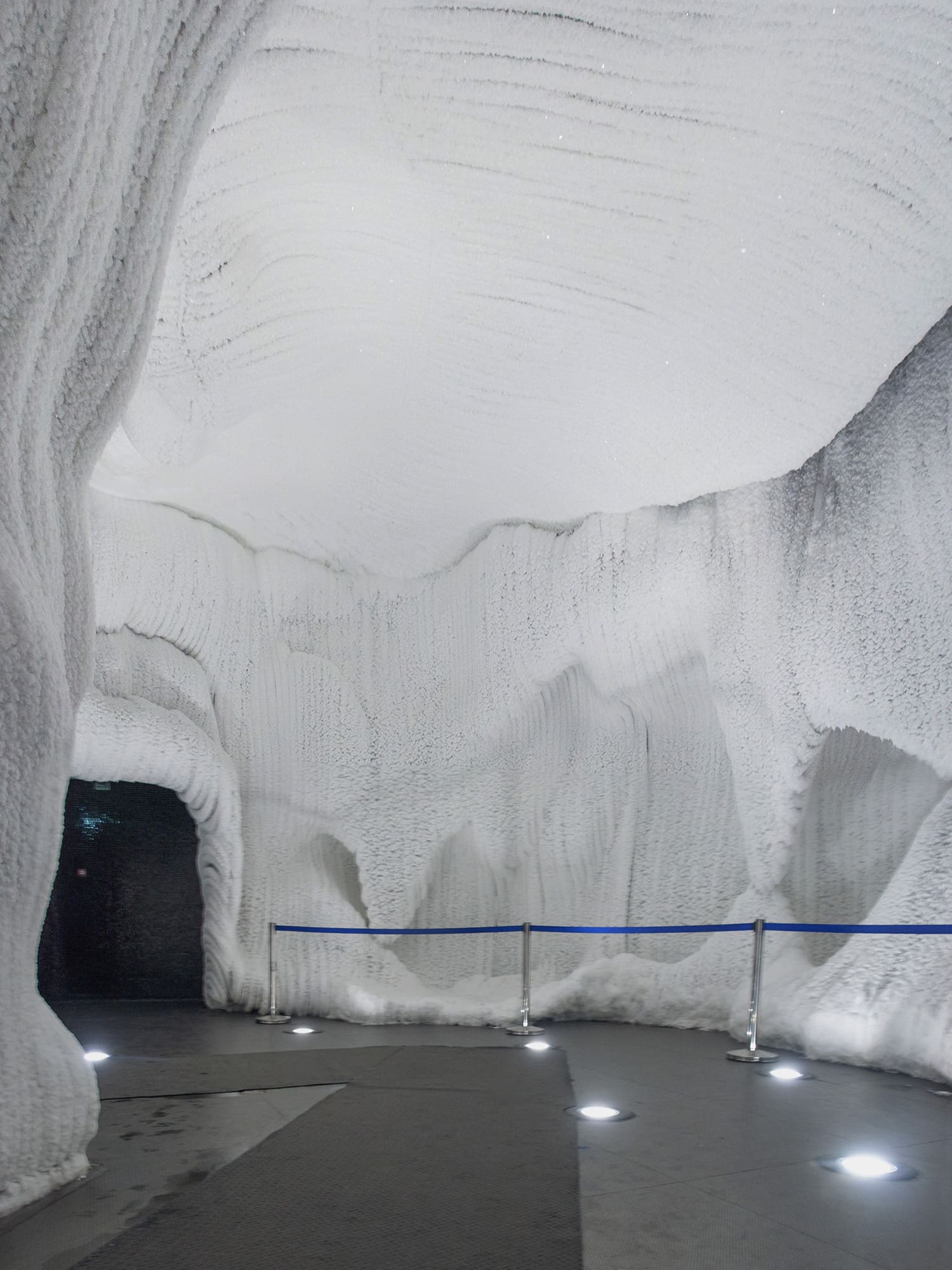 Фото ледяная пещера зарядье